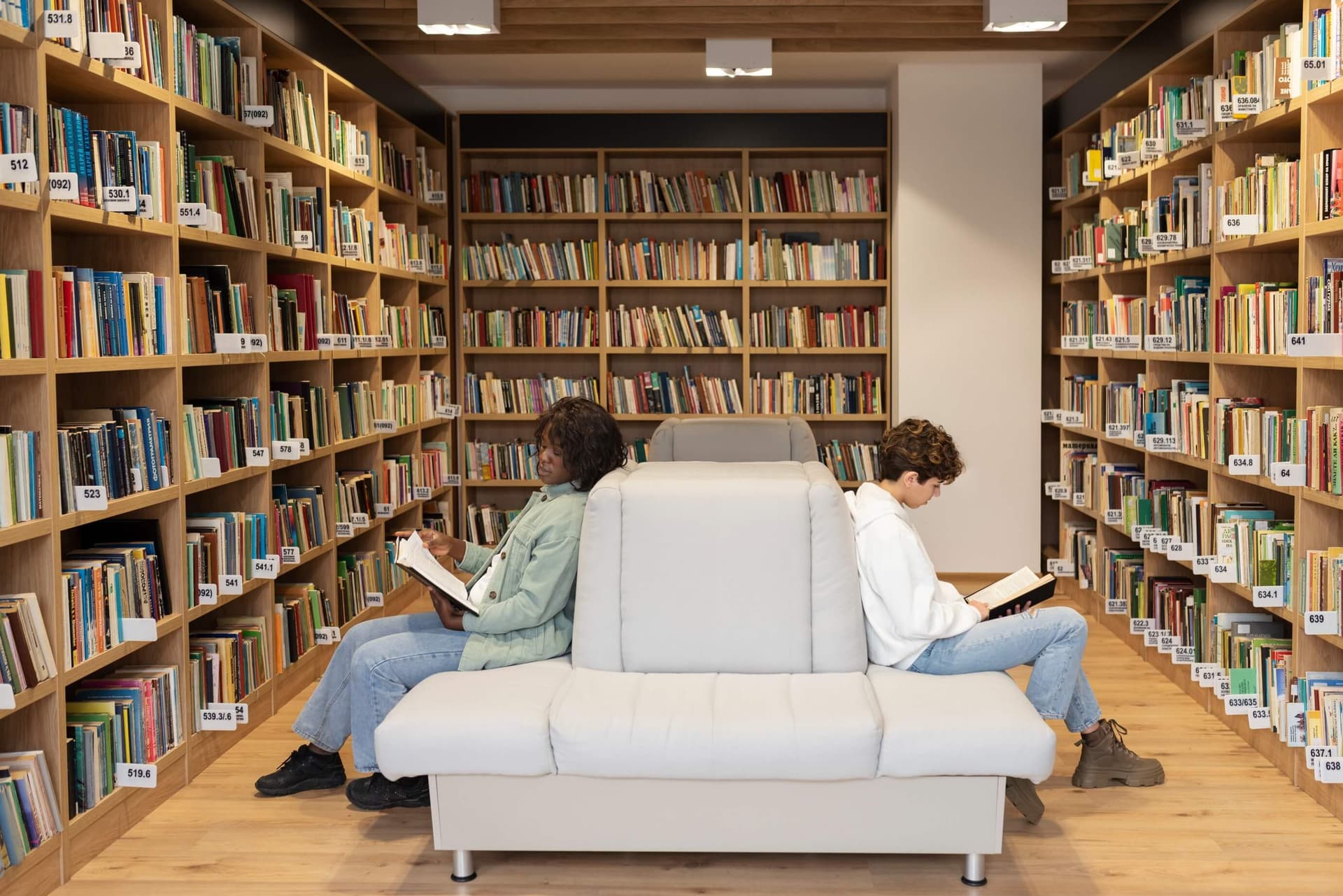 Collaborative Discussion Hub